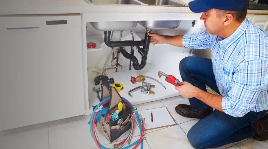 Expert burst pipe repair services in Saint Clairsville, OH